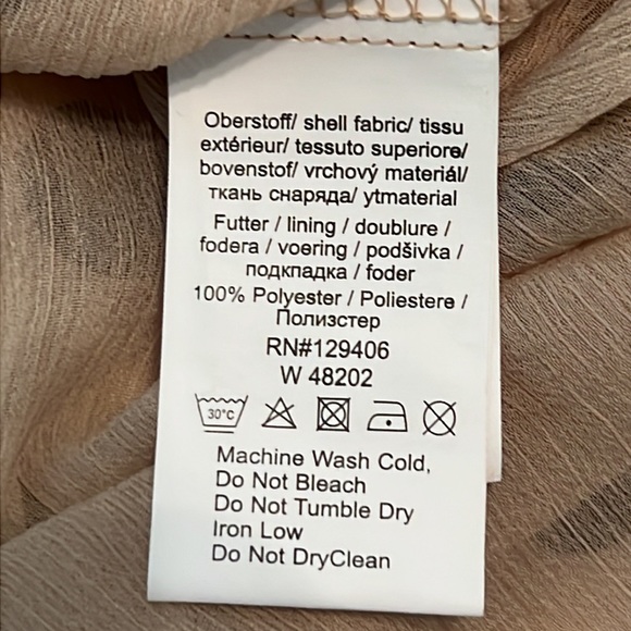 Polka Dot Tie Front Blouse ⚫️⚫️⚫️ - Picture 6 of 6